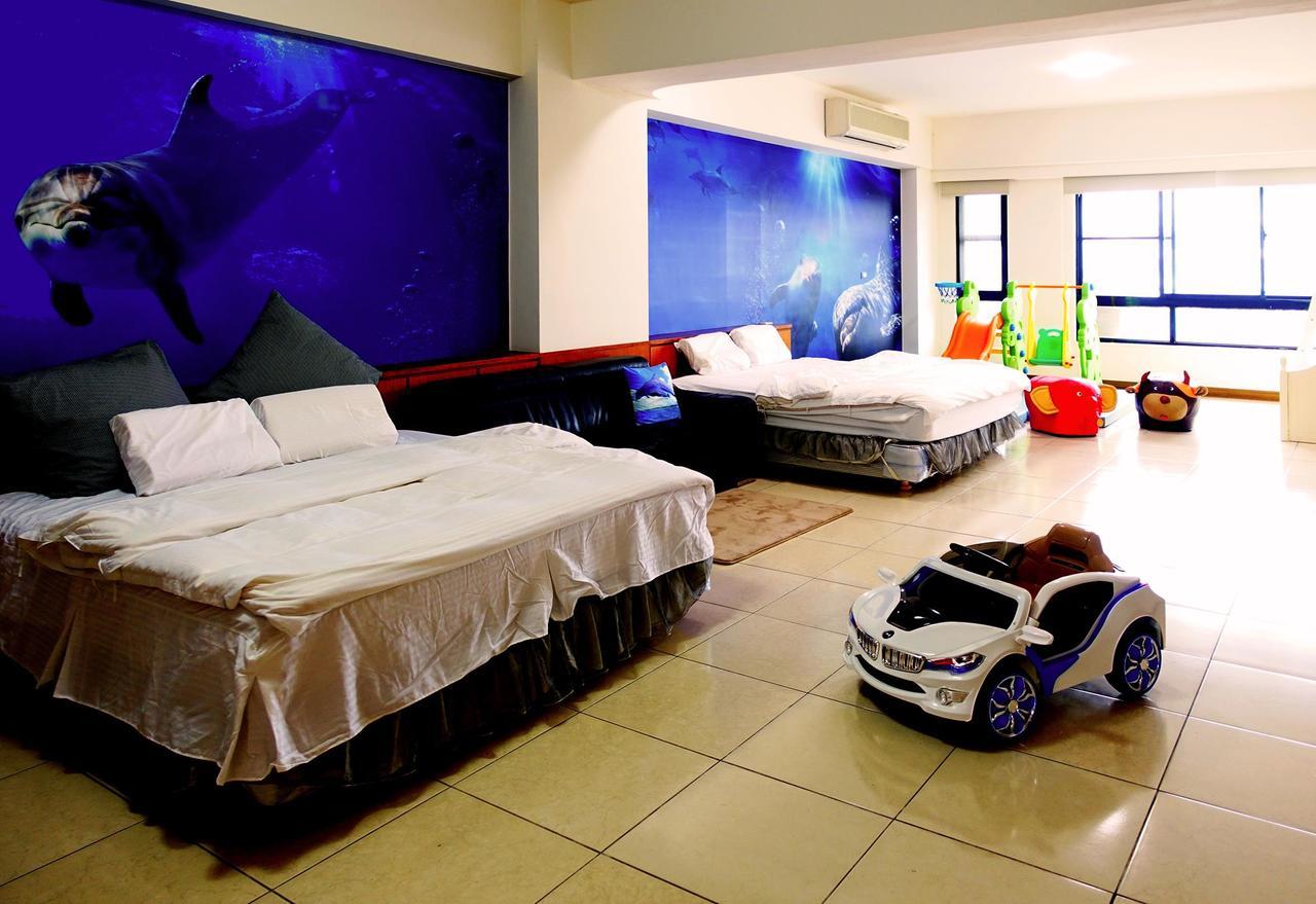 Dolphin Castle Bed & Breakfast Donggang Bagian luar foto